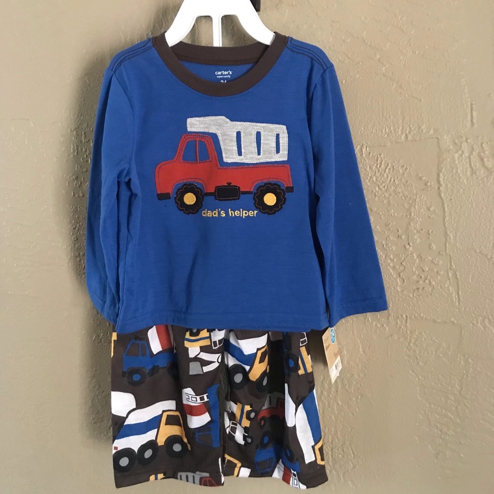 Boys Carter’s 24month Pajama Set NWT)